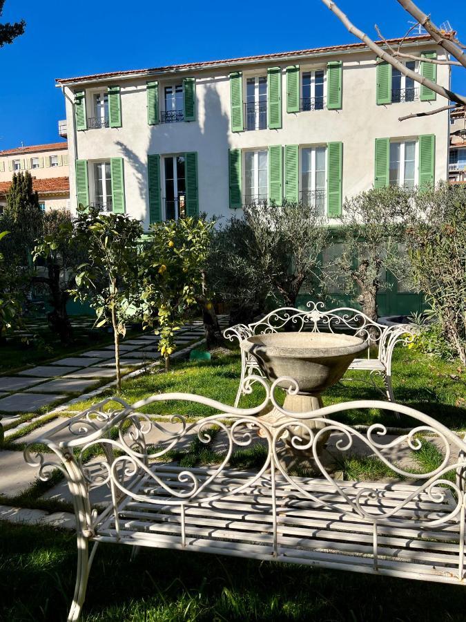 Amazing New Property In The Heart Of The Old Town Of Antibes Kültér fotó