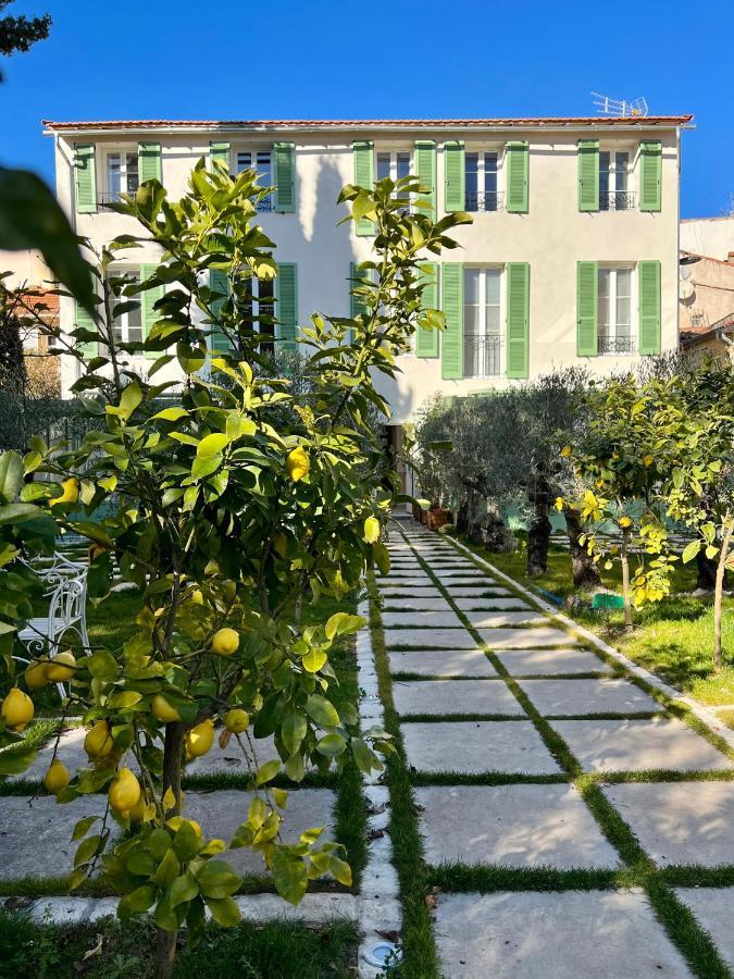 Amazing New Property In The Heart Of The Old Town Of Antibes Kültér fotó