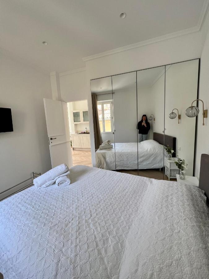 Amazing New Property In The Heart Of The Old Town Of Antibes Kültér fotó